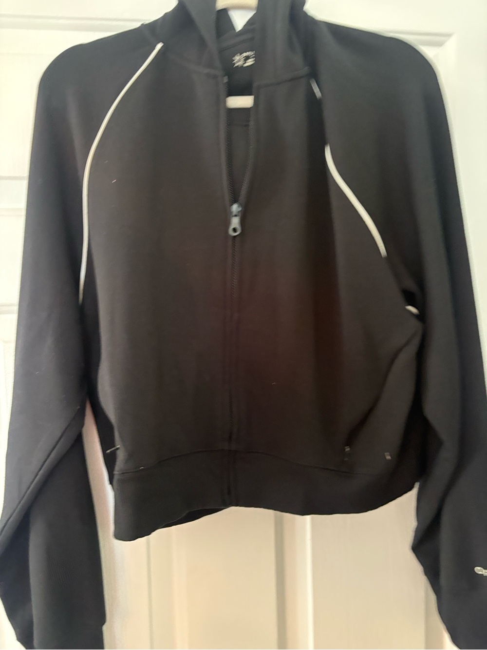 Aerie Offlinr Black Hooded Zip-Up Jacket - Women's Casual Activewear